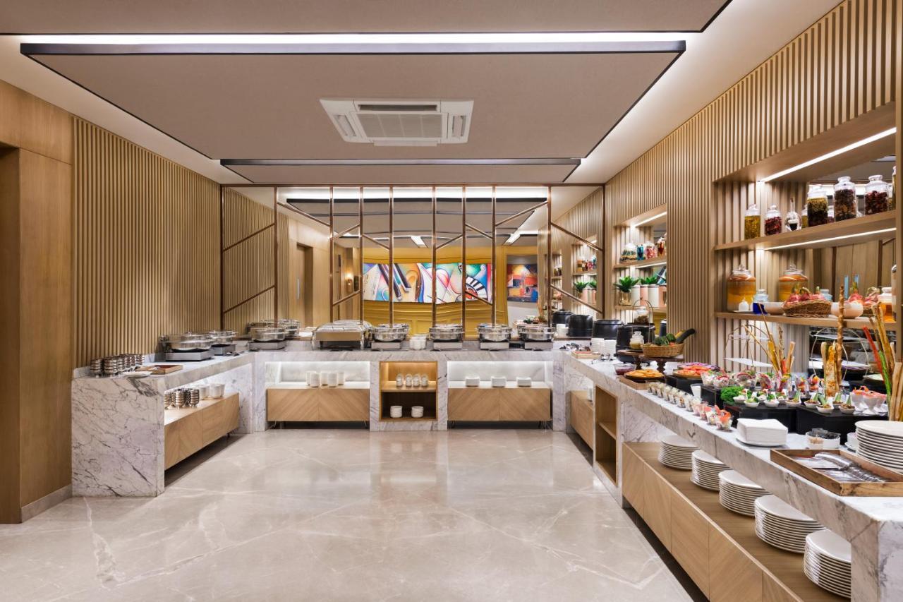 Ramada Encore By Wyndham Siliguri Sevoke Road Kültér fotó