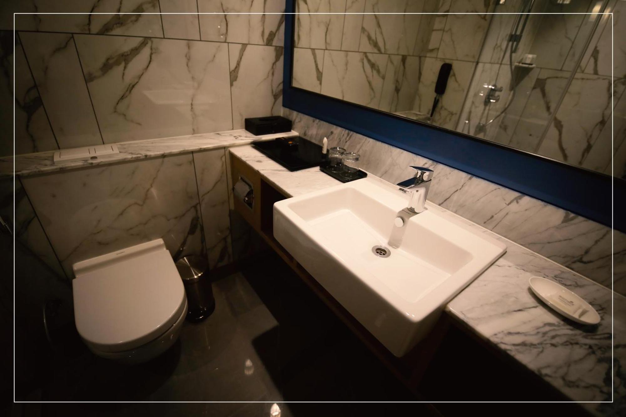 Ramada Encore By Wyndham Siliguri Sevoke Road Kültér fotó