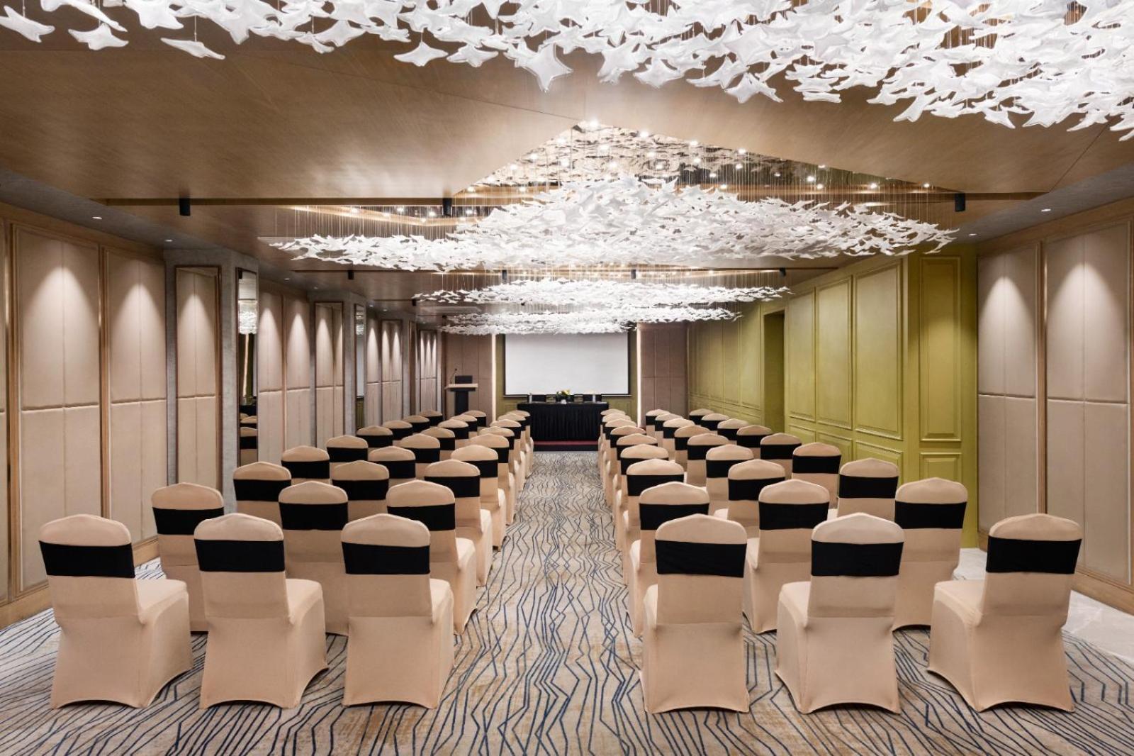 Ramada Encore By Wyndham Siliguri Sevoke Road Kültér fotó